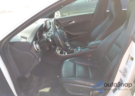 2015 Mercedes-Benz Cla 250 4Matic z USA, uszkodzony, nr VIN WDDSJ4GB5FN177892